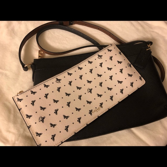 Coach E/W Crossbody - Picture 4 of 5